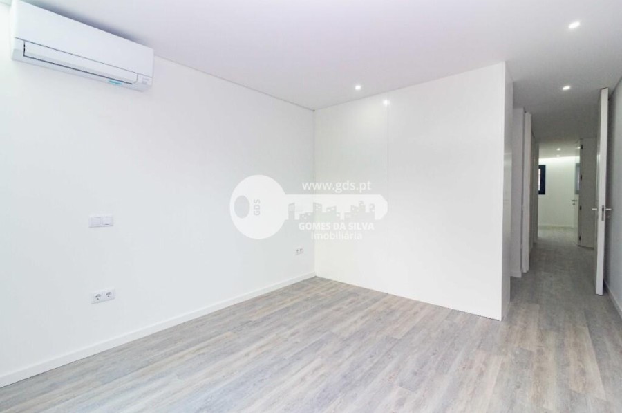 Moradia T4 para Venda em Nogueira, Fraião e Lamaçães, Braga, Braga - Imagem 20