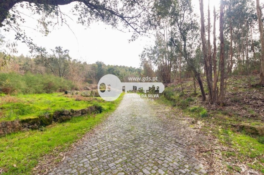 Terreno para Venda em Esporões, Braga, Braga