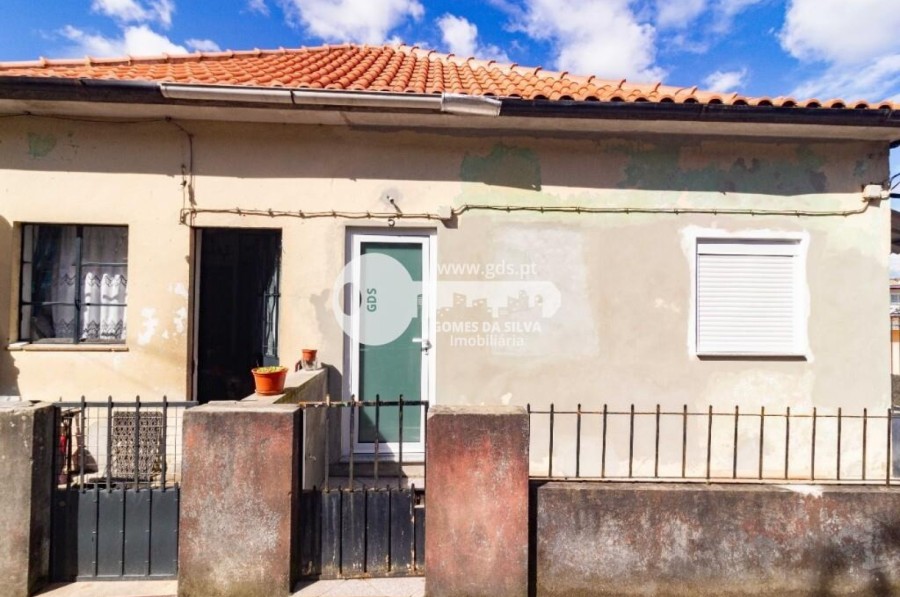 Apartamento T1 para Arrendamento em Lomar e Arcos, Braga, Braga