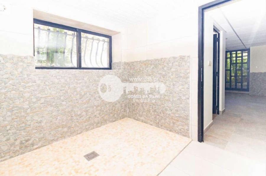 Moradia T4 para Venda em Ferreiros, Póvoa de Lanhoso, Braga - Imagem 39