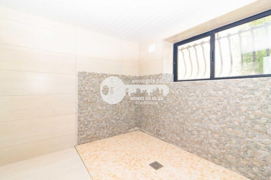 Moradia T4 para Venda em Ferreiros, Póvoa de Lanhoso, Braga - Imagem 38