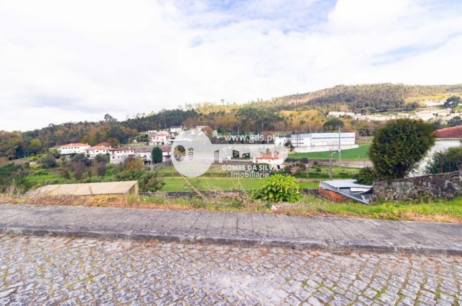 Terreno para Venda em Morreira e Trandeiras, Braga, Braga