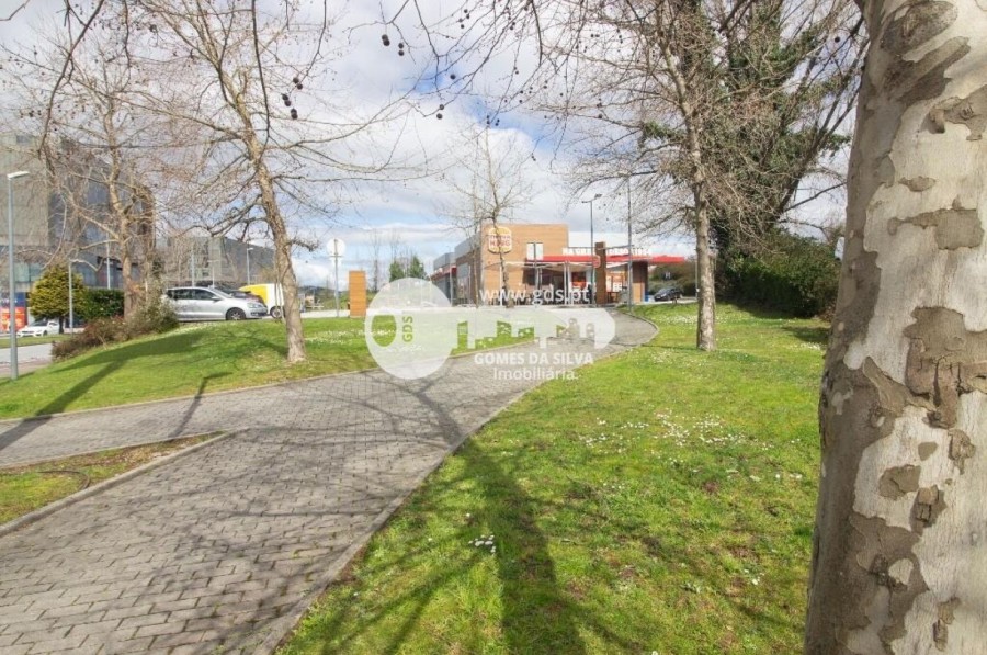 Moradia T4 para Venda em Nogueira, Fraião e Lamaçães, Braga, Braga - Imagem 40