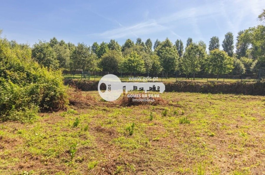 Terreno para Venda em Adaúfe, Braga, Braga