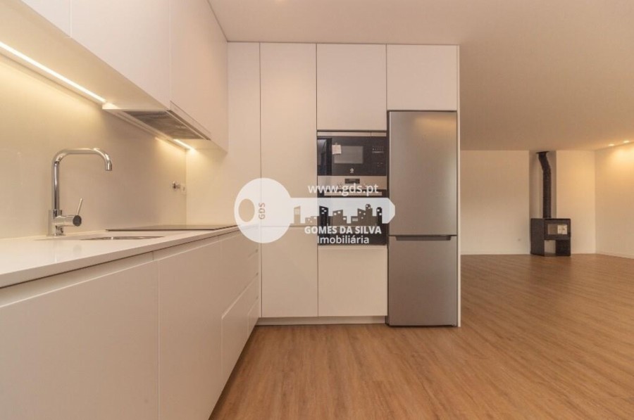 Apartamento T3 para Arrendamento em Vila Verde e Barbudo, Vila Verde, Braga - Imagem 7