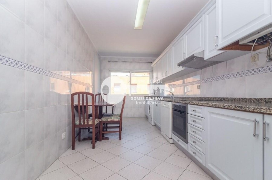 Apartamento T2 para Arrendamento em Nogueira, Fraião e Lamaçães, Braga, Braga - Imagem 4