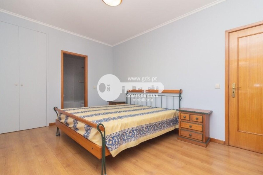 Apartamento T2 para Arrendamento em Nogueira, Fraião e Lamaçães, Braga, Braga - Imagem 17