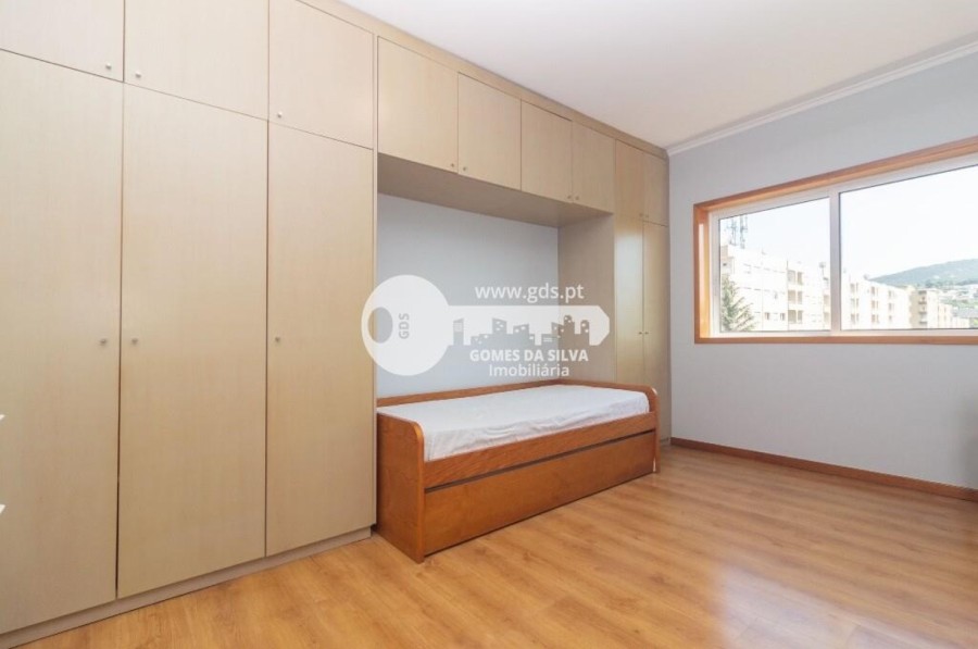 Apartamento T2 para Arrendamento em Nogueira, Fraião e Lamaçães, Braga, Braga - Imagem 20