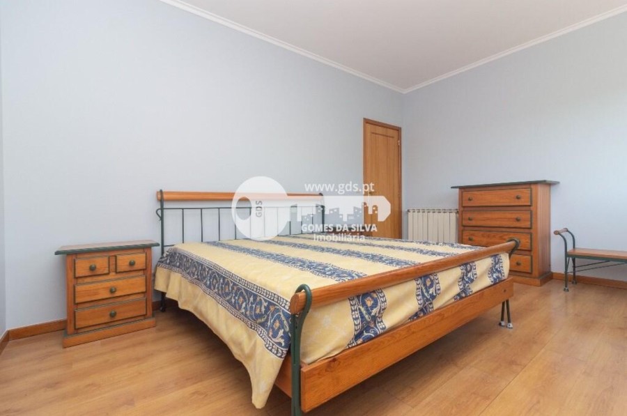 Apartamento T2 para Arrendamento em Nogueira, Fraião e Lamaçães, Braga, Braga - Imagem 16