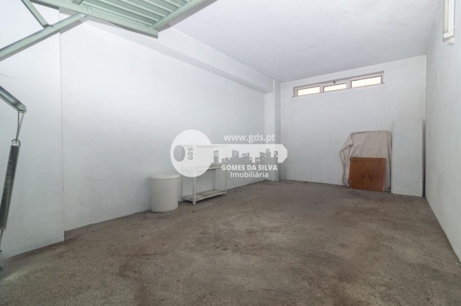 Apartamento T2 para Arrendamento em Nogueira, Fraião e Lamaçães, Braga, Braga - Imagem 22