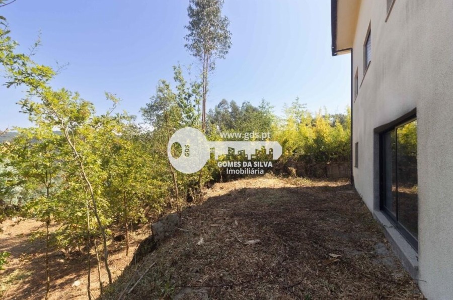 Moradia T4 para Venda em Ferreiros, Póvoa de Lanhoso, Braga - Imagem 52