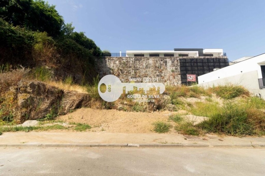 Terreno para Venda em Este (São Pedro e São Mamede), Braga, Braga