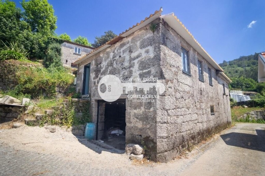 Moradia em Caniçada e Soengas, Vieira do Minho, Braga