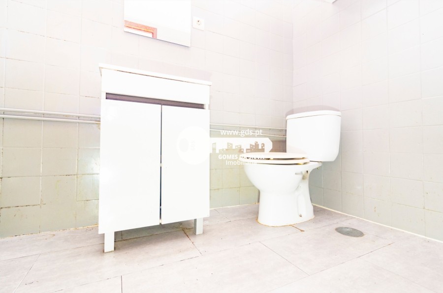 Prédio em Moreira, Maia, Porto - Imagem 37