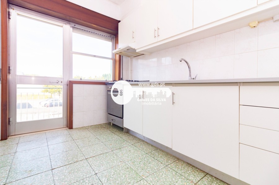 Prédio em Moreira, Maia, Porto - Imagem 12