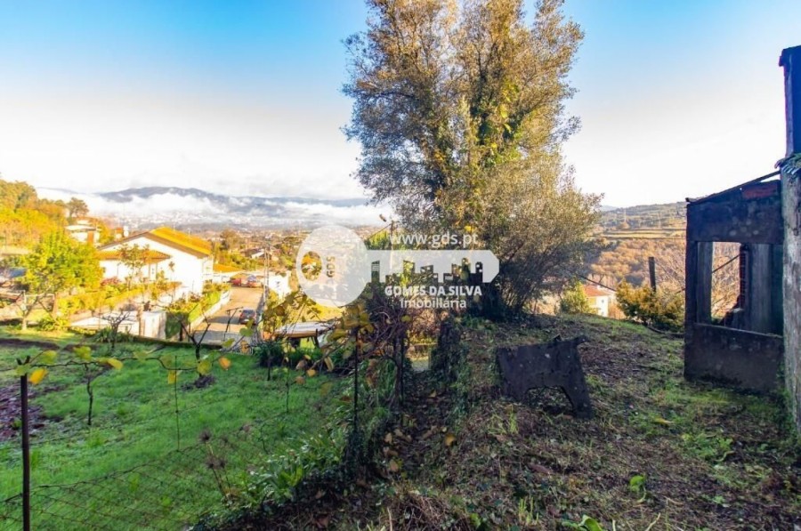 Moradia em Santa Lucrécia de Algeriz e Navarra, Braga, Braga - Imagem 2