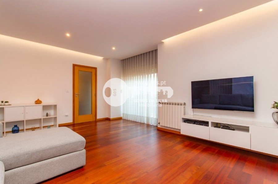 Apartamento em Braga (Maximinos, Sé e Cividade), Braga, Braga - Imagem 20