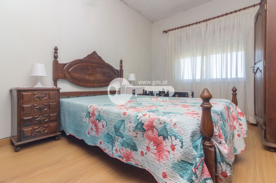 Moradia Bifamiliar com Potencial de Rentabilização– São Victor, Braga - Gomes da Silva - Imagem 15 Moradia em São Victor, Braga, Braga - Imagem 15