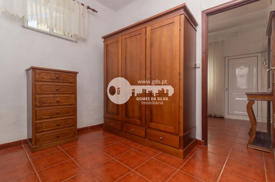 Moradia Bifamiliar com Potencial de Rentabilização– São Victor, Braga - Gomes da Silva - Imagem 9 Moradia em São Victor, Braga, Braga - Imagem 9