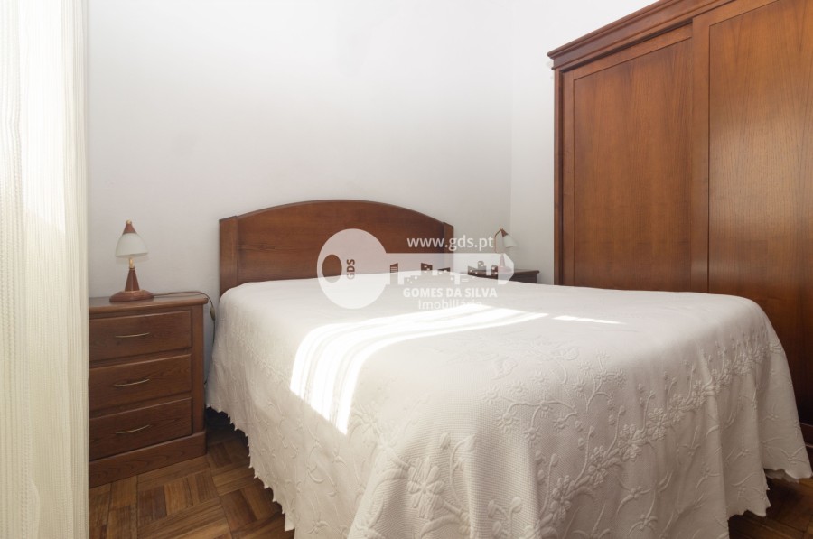 Moradia Bifamiliar com Potencial de Rentabilização– São Victor, Braga - Gomes da Silva - Imagem 5 Moradia em São Victor, Braga, Braga - Imagem 5