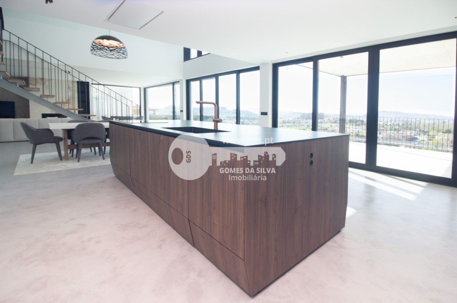 Moradia T3 Contemporânea e Diferenciada em Braga - Gomes da Silva - Imagem 35 Moradia em Lomar e Arcos, Braga, Braga - Imagem 35