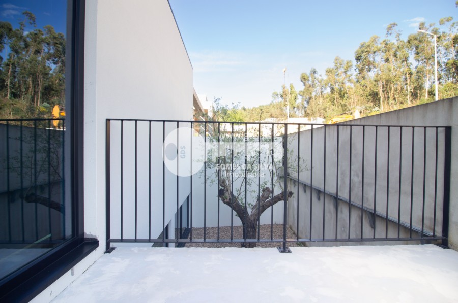 Moradia T3 Contemporânea e Diferenciada em Braga - Gomes da Silva - Imagem 4 Moradia em Lomar e Arcos, Braga, Braga - Imagem 4