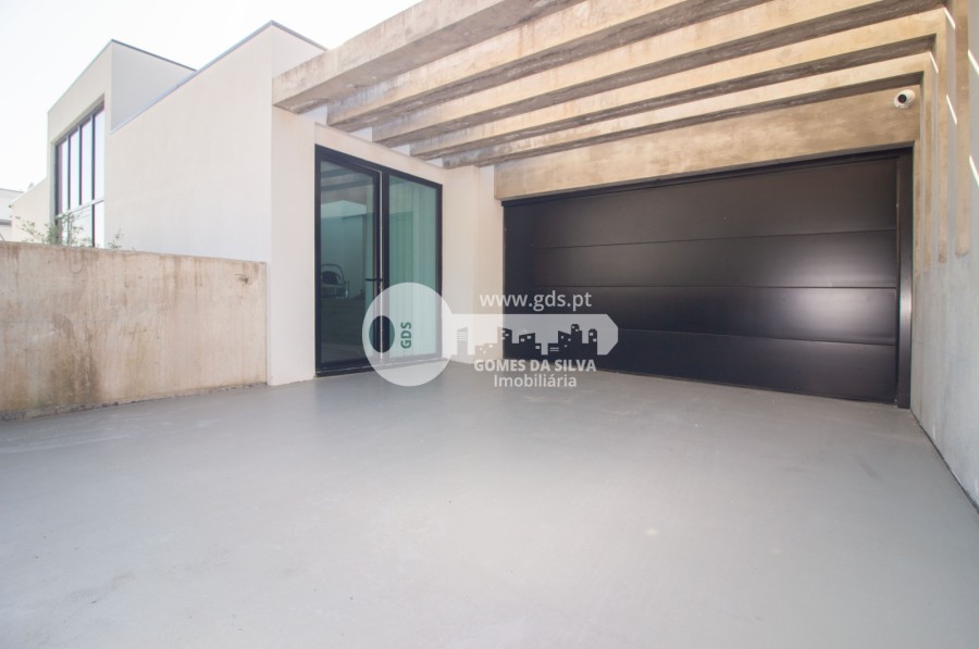 Moradia T3 Contemporânea e Diferenciada em Braga - Gomes da Silva - Imagem 60 Moradia em Lomar e Arcos, Braga, Braga - Imagem 60
