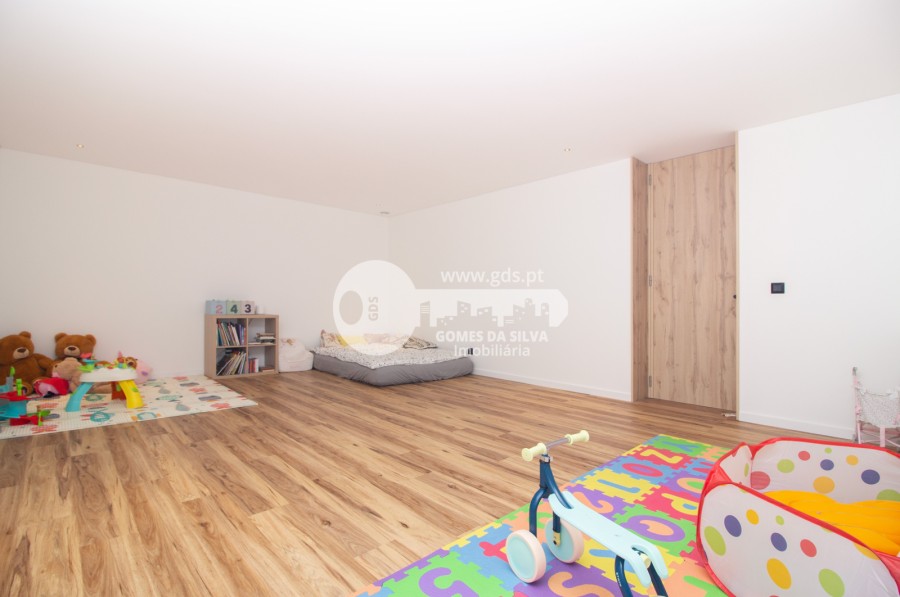 Moradia T3 Contemporânea e Diferenciada em Braga - Gomes da Silva - Imagem 59 Moradia em Lomar e Arcos, Braga, Braga - Imagem 59