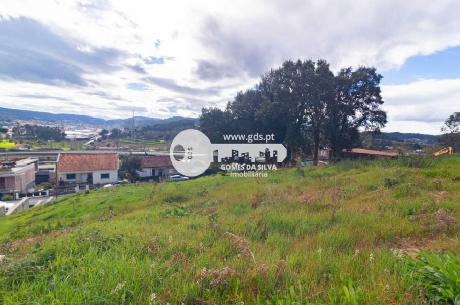 Terreno em Celeirós, Aveleda e Vimieiro, Braga, Braga
