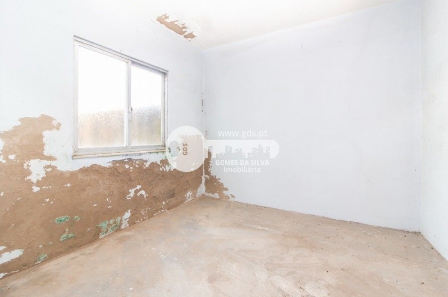 Moradia em Santa Lucrécia de Algeriz e Navarra, Braga, Braga