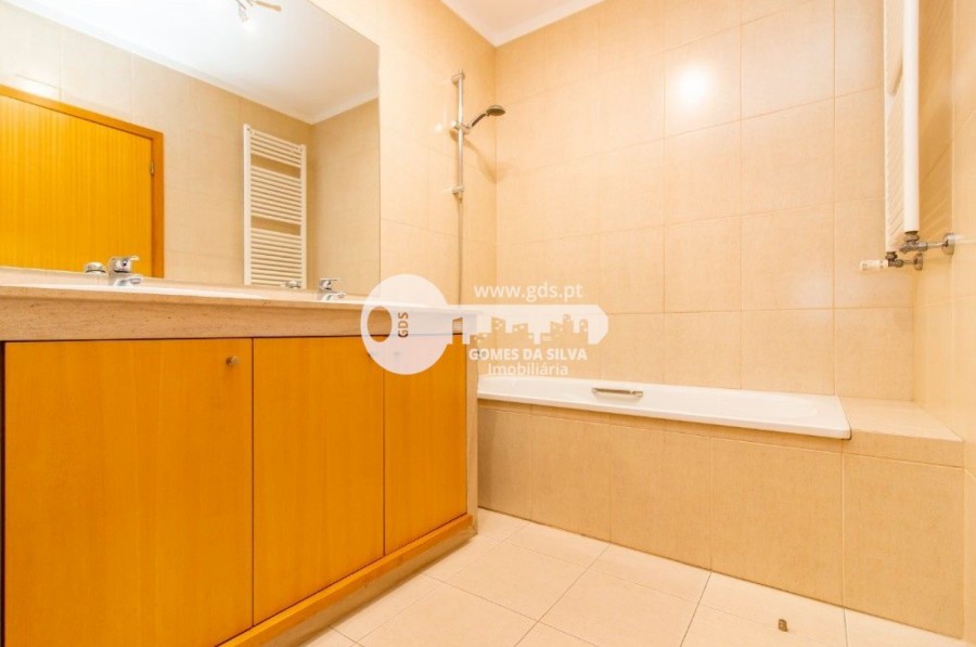 Apartamento em Braga (Maximinos, Sé e Cividade), Braga, Braga - Imagem 24