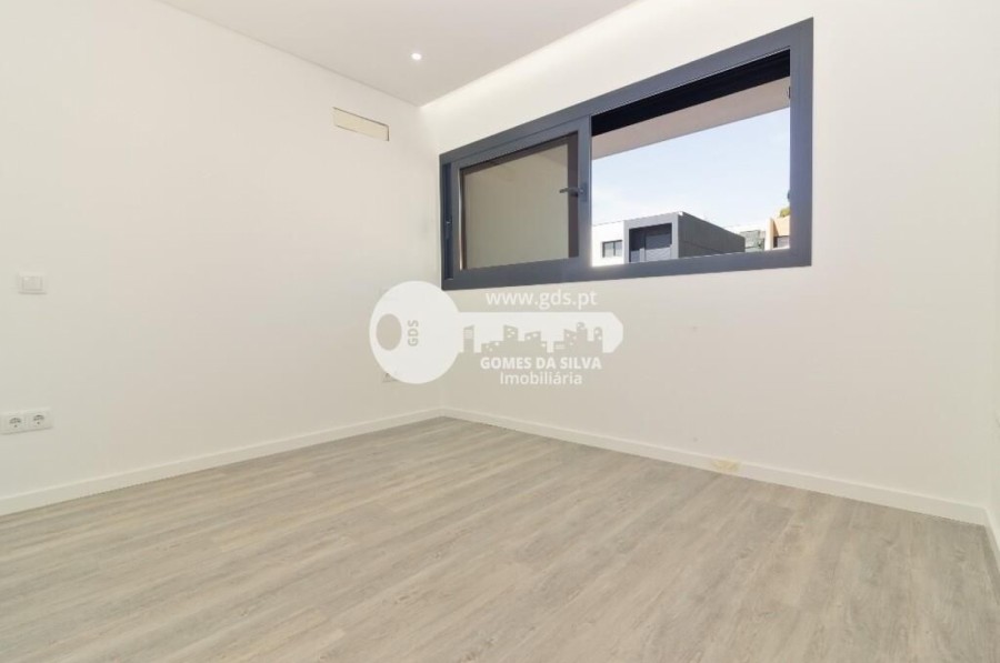 Moradia T4+1 Nova em Lamaçães - Gomes da Silva - Imagem 14 Moradia em Nogueira, Fraião e Lamaçães, Braga, Braga - Imagem 14