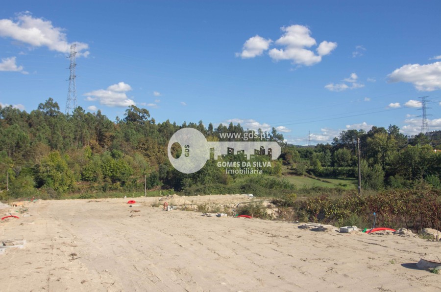 Lote para Moradia Individual com 491 m² – Loteamento de Luxo em Águas Santas, Moure - Gomes da Silva - Imagem 7 Lote em Águas Santas e Moure, Póvoa de Lanhoso, Braga - Imagem 7
