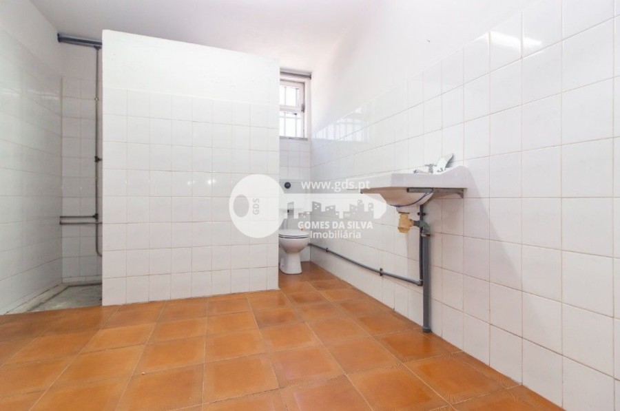 Pavilhão Industrial com lote de 5.850m2 em Espinho - Gomes da Silva - Imagem 11 Armazém em Espinho, Braga, Braga - Imagem 11