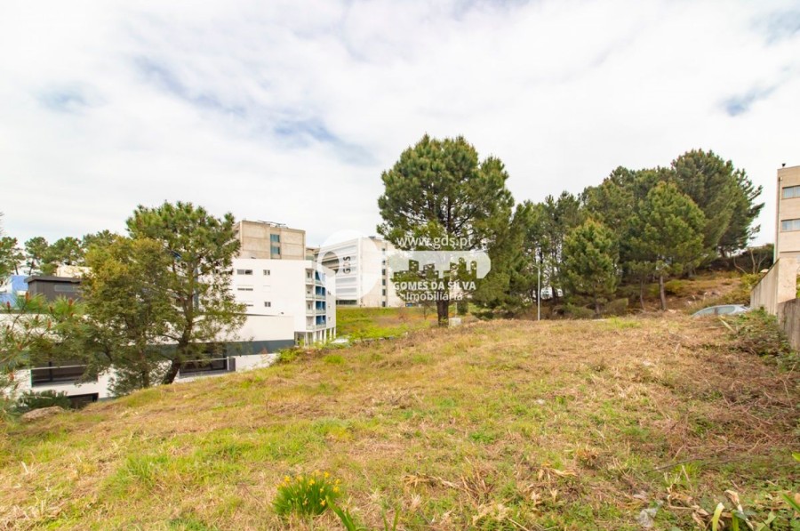 Terreno para construção com 1676m2 junto ao Hospital de Braga - Gomes da Silva - Imagem 9 Terreno em Gualtar, Braga, Braga - Imagem 9