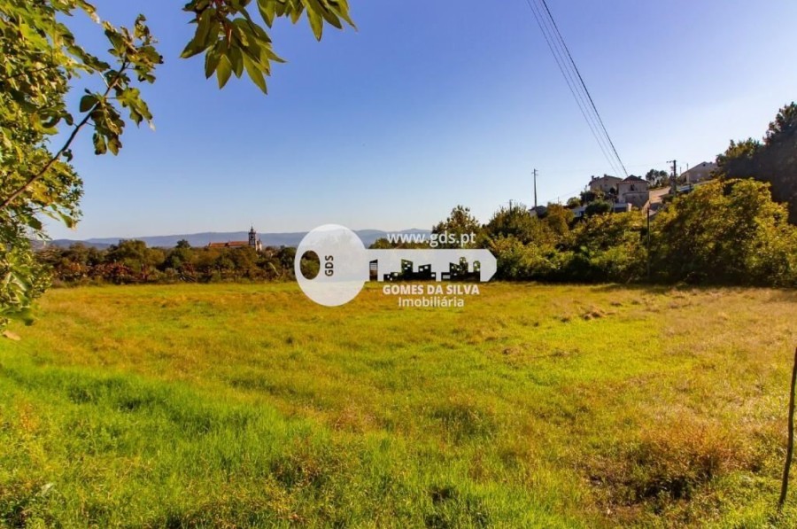 Quinta com 8000m2 de terreno em Pico de Regalados - Gomes da Silva - Imagem 1 Moradia em Pico de Regalados, Gondiães e Mós, Vila Verde, Braga - Imagem 1
