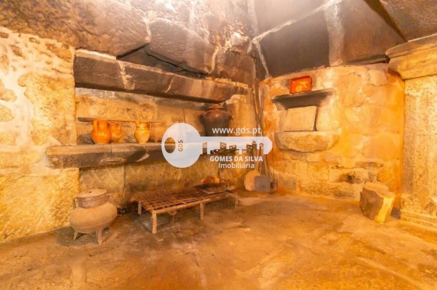 Quinta com 8000m2 de terreno em Pico de Regalados - Gomes da Silva - Imagem 15 Moradia em Pico de Regalados, Gondiães e Mós, Vila Verde, Braga - Imagem 15
