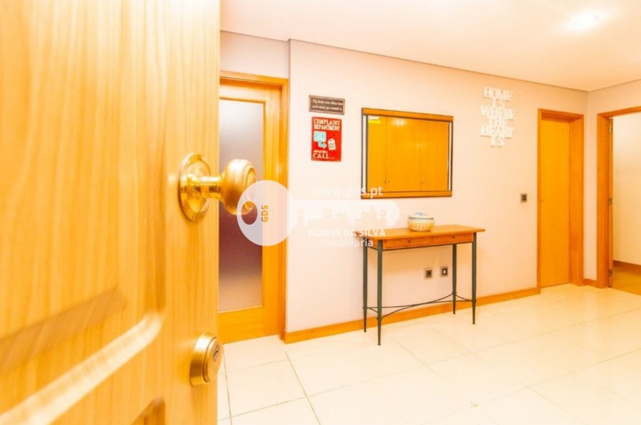 Apartamento em Nogueira, Fraião e Lamaçães, Braga, Braga - Imagem 17