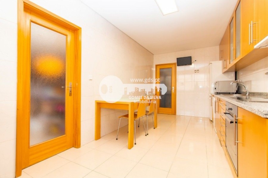 Apartamento em Nogueira, Fraião e Lamaçães, Braga, Braga - Imagem 13
