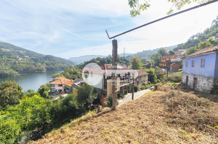 Moradia T3 com 1383m2 em Pandozes, Parada de Bouro Vieira do Minho - Gomes da Silva - Imagem 7 Moradia em Parada do Bouro, Vieira do Minho, Braga - Imagem 7