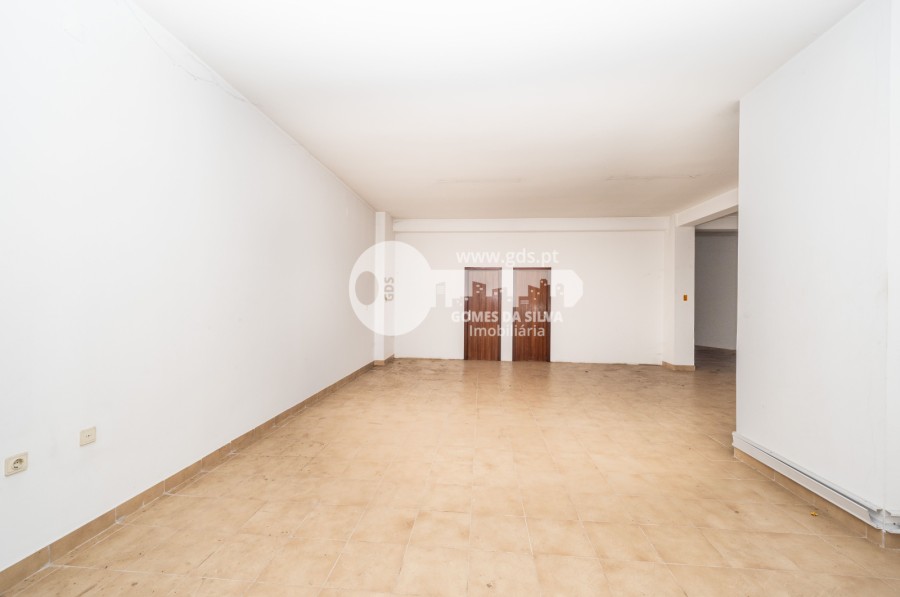 Loja em Braga (Maximinos, Sé e Cividade), Braga, Braga - Imagem 4