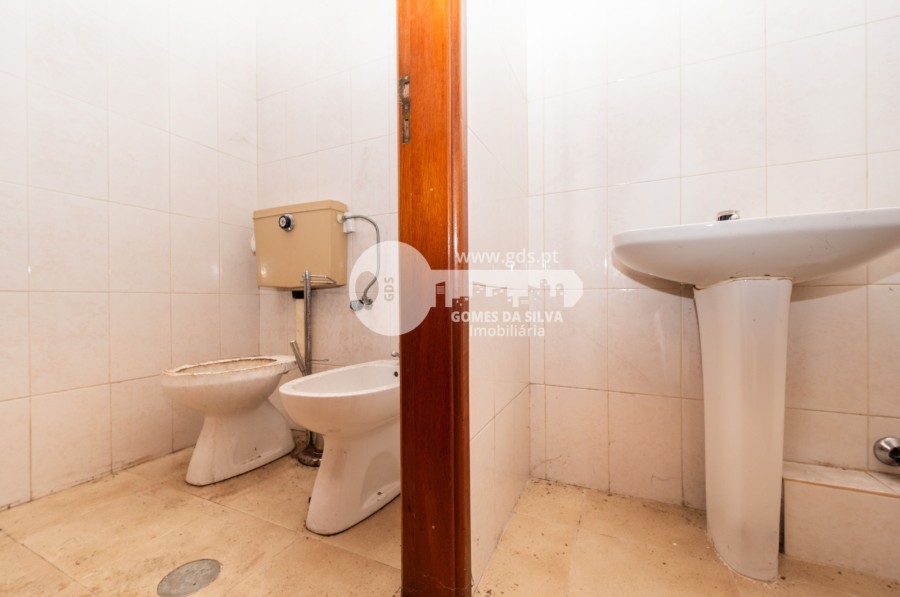 Loja em Braga (Maximinos, Sé e Cividade), Braga, Braga - Imagem 6