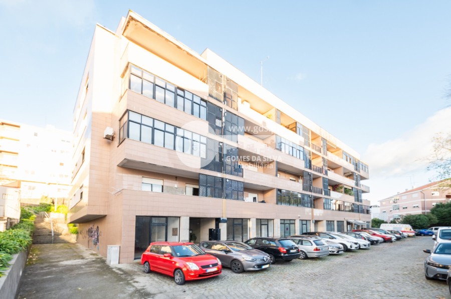 Loja na Rua Pedro Gomes Ourives com 219m2 - Gomes da Silva - Imagem 27 Loja em Braga (Maximinos, Sé e Cividade), Braga, Braga - Imagem 27