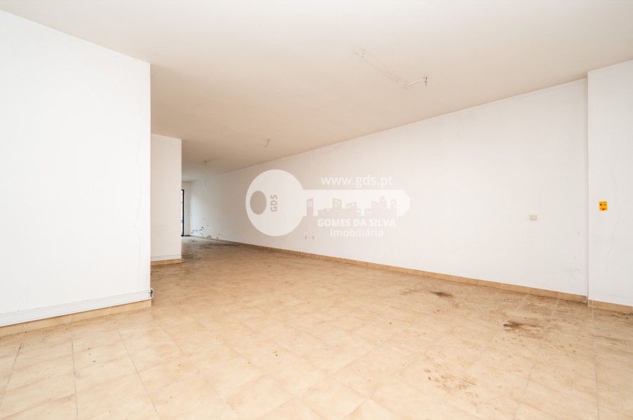 Loja em Braga (Maximinos, Sé e Cividade), Braga, Braga - Imagem 22