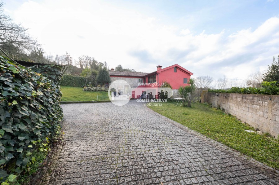 Moradia em Santa Lucrécia de Algeriz e Navarra, Braga, Braga - Imagem 60