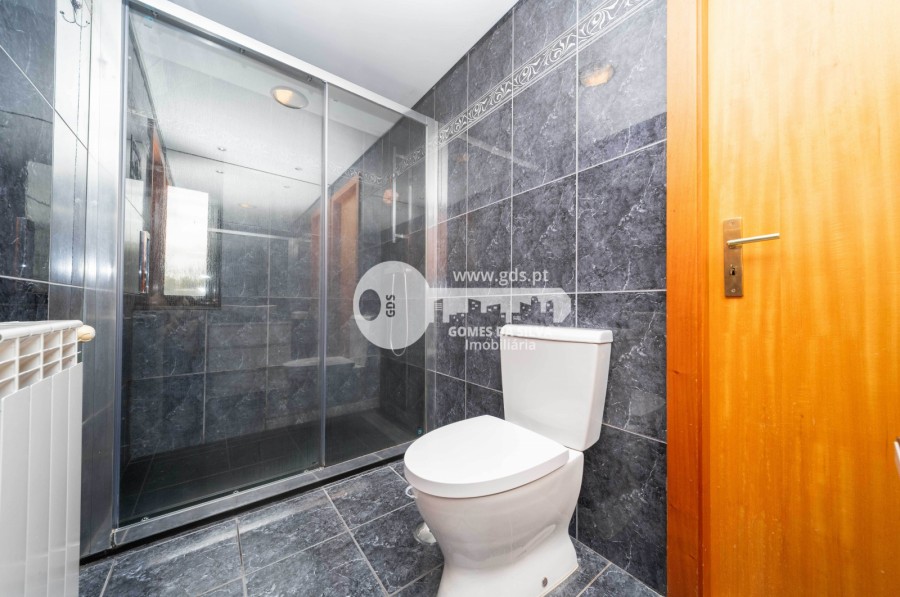 Moradia em Santa Lucrécia de Algeriz e Navarra, Braga, Braga - Imagem 19