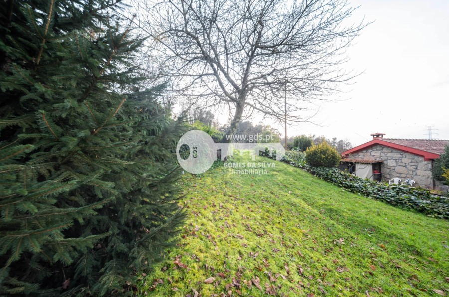 Moradia T4 com Piscina e Cativante Área Exterior - Gomes da Silva - Imagem 16 Moradia em Santa Lucrécia de Algeriz e Navarra, Braga, Braga - Imagem 16