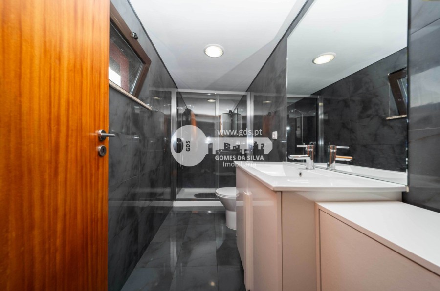 Moradia em Santa Lucrécia de Algeriz e Navarra, Braga, Braga - Imagem 50