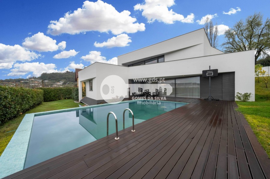 Moradia em Nogueiró e Tenões, Braga, Braga