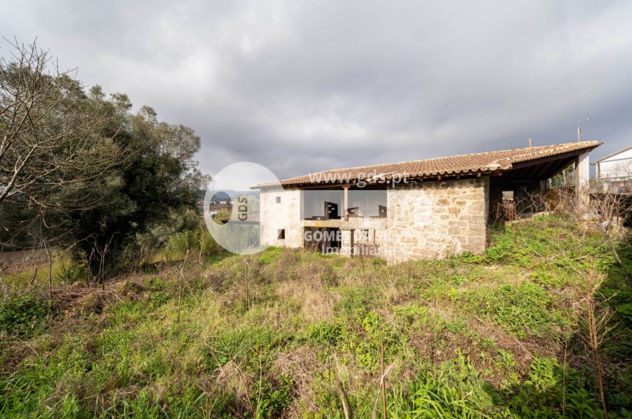 Moradia em Sande, Vilarinho, Barros e Gomide, Vila Verde, Braga